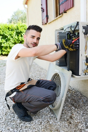 حجز صيانة تكييفات توشيبا الأنفوشى 01010916814